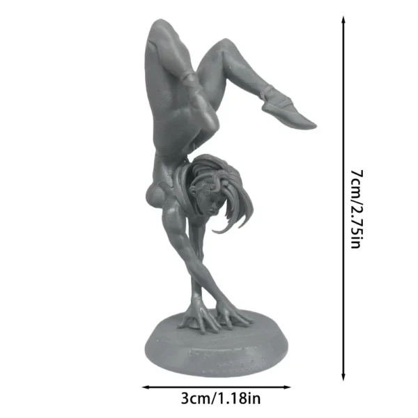 Gwen 1:24 Miniature Resin Plastic Model Kit Unpainted Resin Model Kit Toy A1801 - Image 2