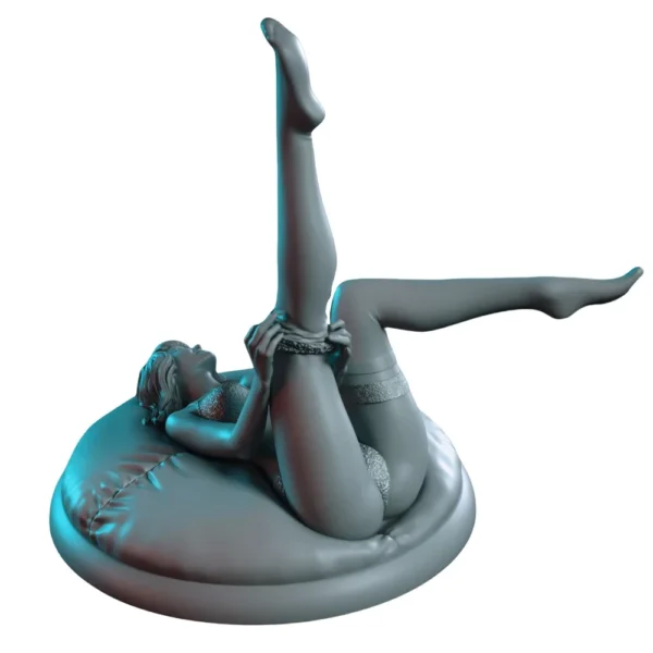 Bettie Figure 1:24 Miniature Figure Resin Model Kit Unpainted Plastic Model Kit A771 - Image 3